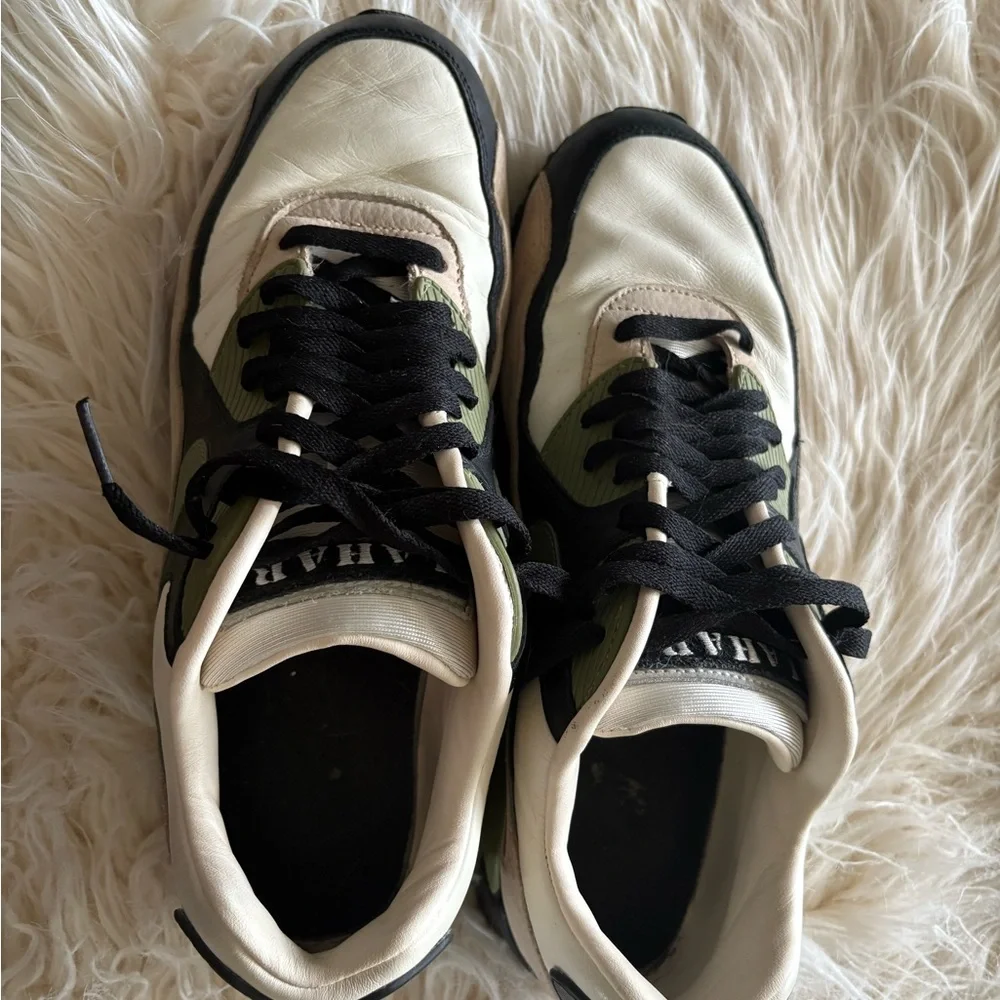 Nike Air Max Lahar Escape Men's Sneakers - Black, Green, and White - Picture 3 of 6